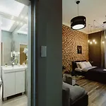 Leo Main Square Apartment Krakow