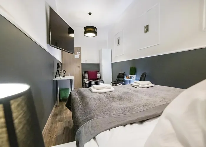 Leo Main Square Apartment Krakau