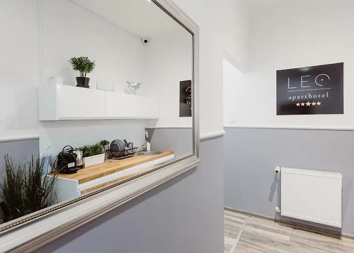 アパート Leo Main Square